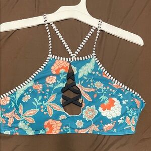 Cupshe Floral Strappy Tank Top in Blue and Orange